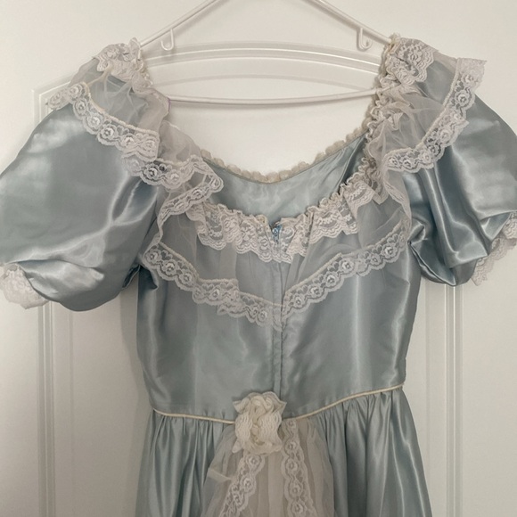 Vintage baby blue silk dress - Picture 6 of 15